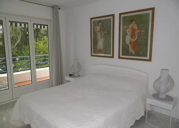 Superior Apartment On First Floor With Sea View